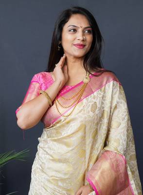 Cream Woven Work kanchipuram silk blend saree 4