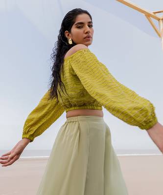 OLIVE GREEN OVERALL SCALLOP CUTDANA LINE CROP TOP WITH PISTA PALAZZO 3