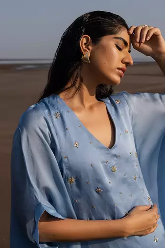Powder Blue Flower Embroidered Cowl Kurta In Cutdana , Nakshi And Tikki With Loose Pants
