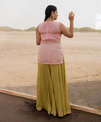 Baby Pink V Neck Jaal Organza Kurti With Ivory Bralette And Lime Kalidar Palazzo With Corner Embroidered Butti Dupatta 2