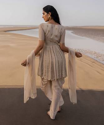 Ivory Heavy Yoke Floral Line Embroidery With Floral Line Scallop Ghera With Dhoti And Border Dupatta 4