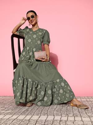 Olive printed dobby maxi-dresses 5
