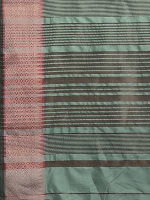 Green embroidered cotton silk saree with blouse 4