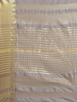 Grey printed silk blend saree with blouse 4