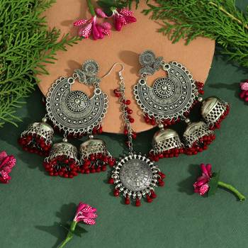 Maroon jhumkas 1