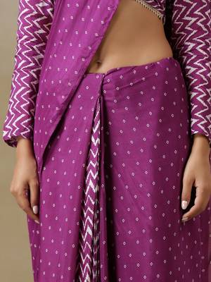 Purple Bandhani Printed Silk Pre-Pleat Stitched Saree Dress with Belt - Pre-stitched-sarees 4
