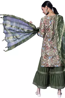 White floral print blended cotton salwar