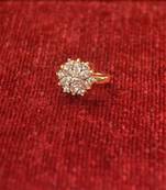 Gold diamond nose-ring