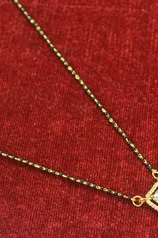 White diamond mangalsutra