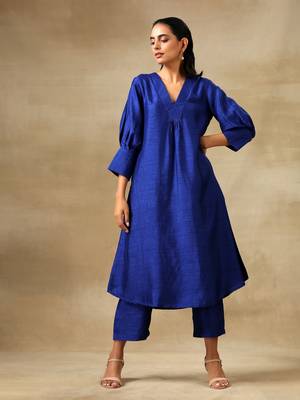 Blue Textured Silk Puff Sleeve Kurta Pant Set 2