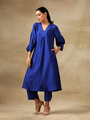 Blue Textured Silk Puff Sleeve Kurta Pant Set 3