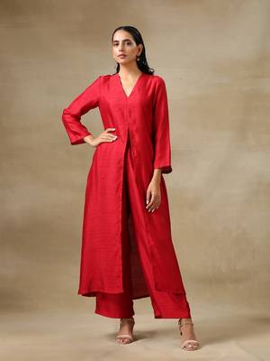 Maroon Textured Silk Front Slit Kurta Pant Set 1