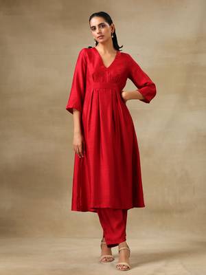 Maroon Textured Silk Overlap Pleat Kurta Pant Set 1