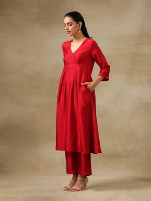 Maroon Textured Silk Overlap Pleat Kurta Pant Set 3