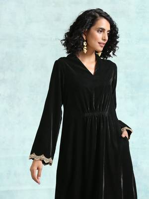 Black Velvet Lace Kurta 4