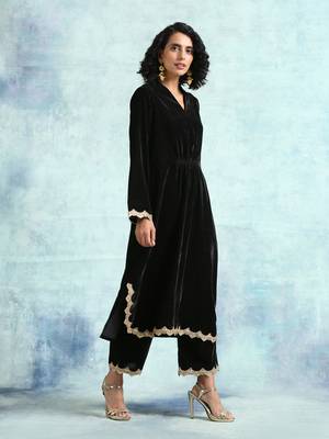 Black Velvet Lace Kurta 5