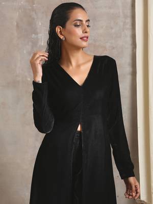 Black Velvet Front Slit Kurta 3