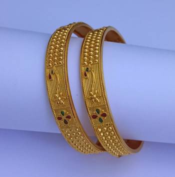 Gold bangles-and-bracelets 1