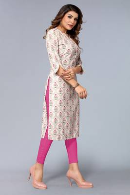 Mohvogue Women's White Floral Printed Rayon Kurta. 3