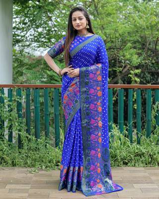 Blue Pure Handmade Handicraft Bandhej Bandhani Saree  2