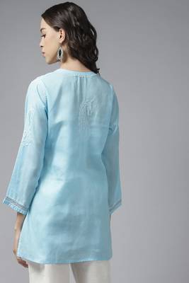 Hand Embroidered Blue Cotton Lucknowi Chikankari Women Short Kurti With Zari Work 2