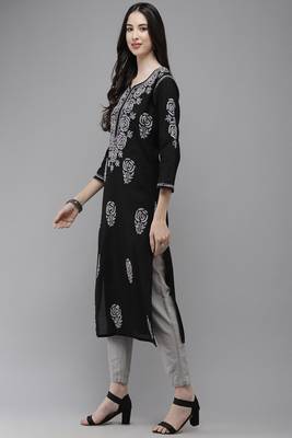 Hand Embroidered Black Cotton Lucknow Chikankari Women Kurta 4