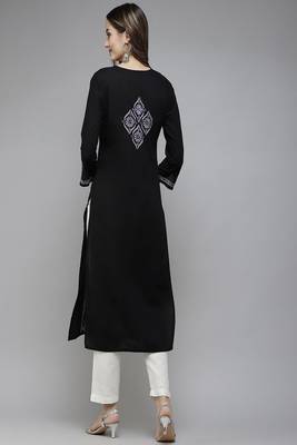 Hand Embroidered Black & Mauve Cotton Lucknowi Chikan Women Kurta 2