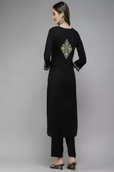 Hand Embroidered Black & Green Cotton Lucknowi Chikan Women Kurta