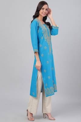 Hand Embroidered Blue Pure Cambric Cotton Lucknowi Chikan Women Kurta 3