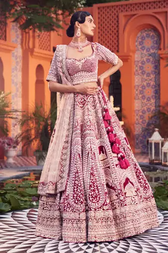 Avyanna Lehenga