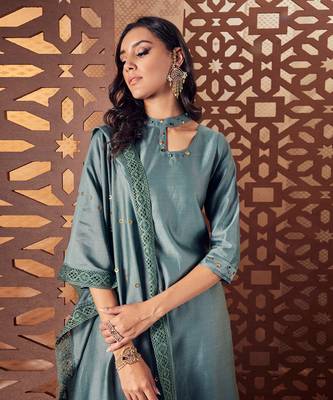 Chanderi Green kurta with pant and dupatta 5