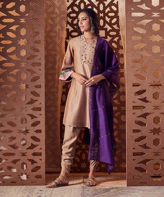 FAWN  Chanderi Kurta with salwar 1