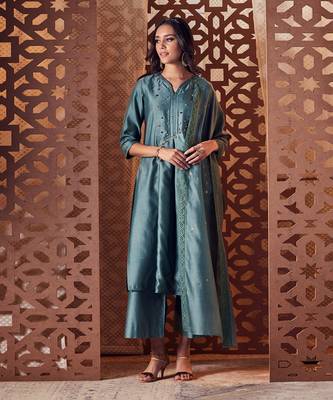 Green Kurta Sets 2