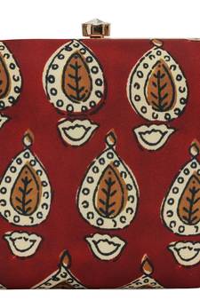 Worthy Enterprises Amazing Printed Clutch for Womens & Girls (RED)
