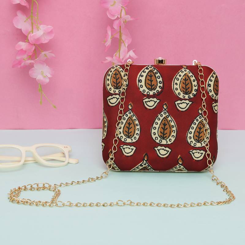 Worthy Enterprises Amazing Printed Clutch for Womens & Girls (RED)