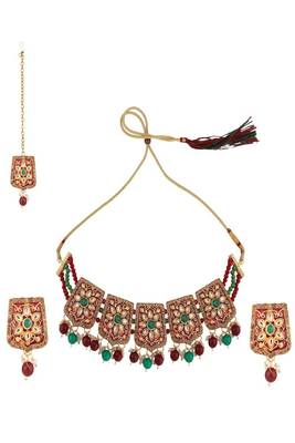 Traditional Gold Plated Kundan and Stone studded Statement Choker with Earrings and Maangtikka 3