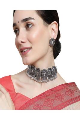 Oxidised Geometric Shaped Stone Studded ghungroo drop Choker with Stud Earring Set 2
