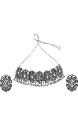 Oxidised Geometric Shaped Stone Studded ghungroo drop Choker with Stud Earring Set 3