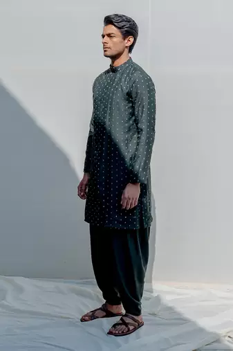 Vagabong Bottle Green Men Kurta Set