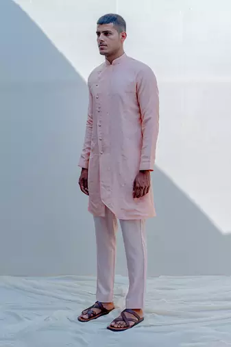 Sinti Peach Men Kurta