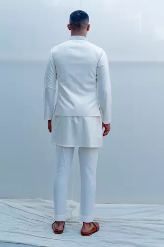 Romani Milky White Men Kurta
