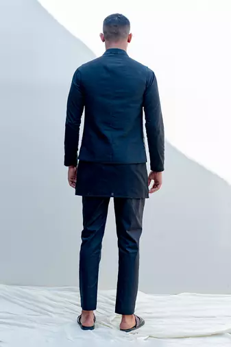 Zingaro Black Men Kurta