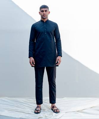Zingaro Black Men Kurta 6