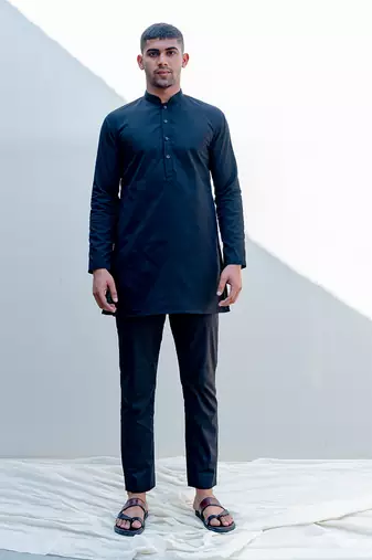 Zingaro Black Men Kurta