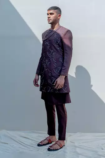 Abberant Men Kurta