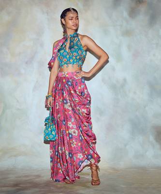 Pink embroidered modal crop-tops 4