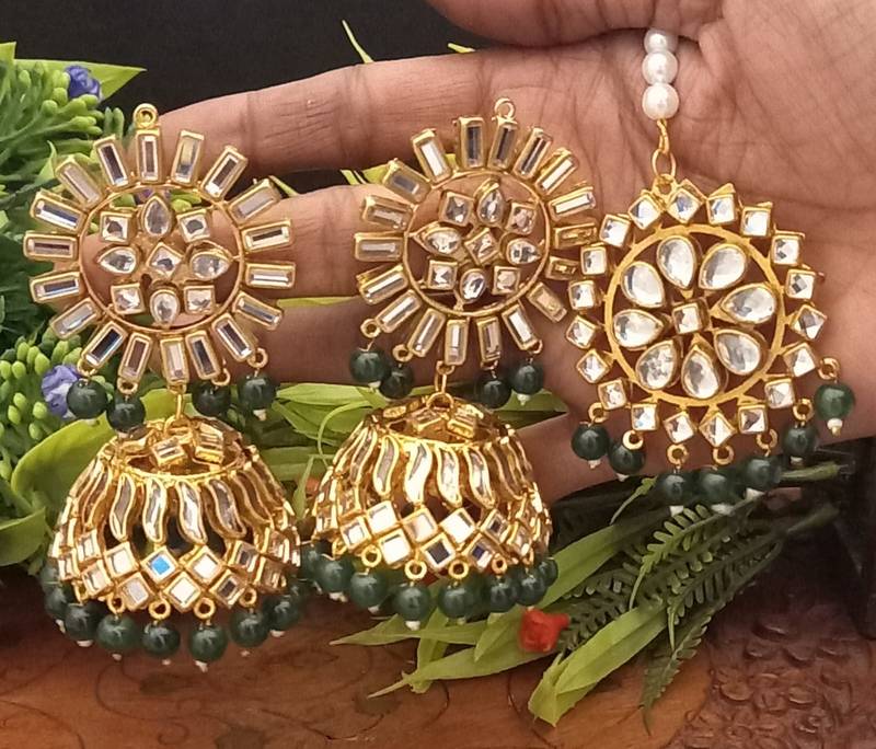 Green Copper Gold Plated Kundan Handmade Light Weight Jhumki Maangtika Set