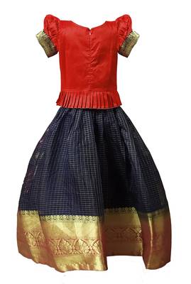 New south Red Indian traditional pattu pavadai Jecquard Lehenga choli for girls dress 2