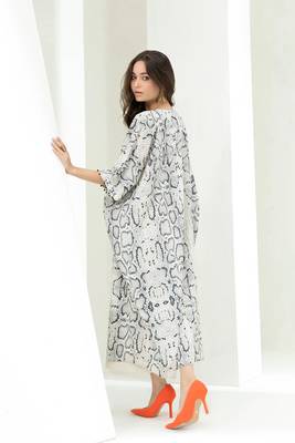 JSDC Soft Silk Satin Fabric Snake Skin Printed Calf Length Slit Style Kaftan 2