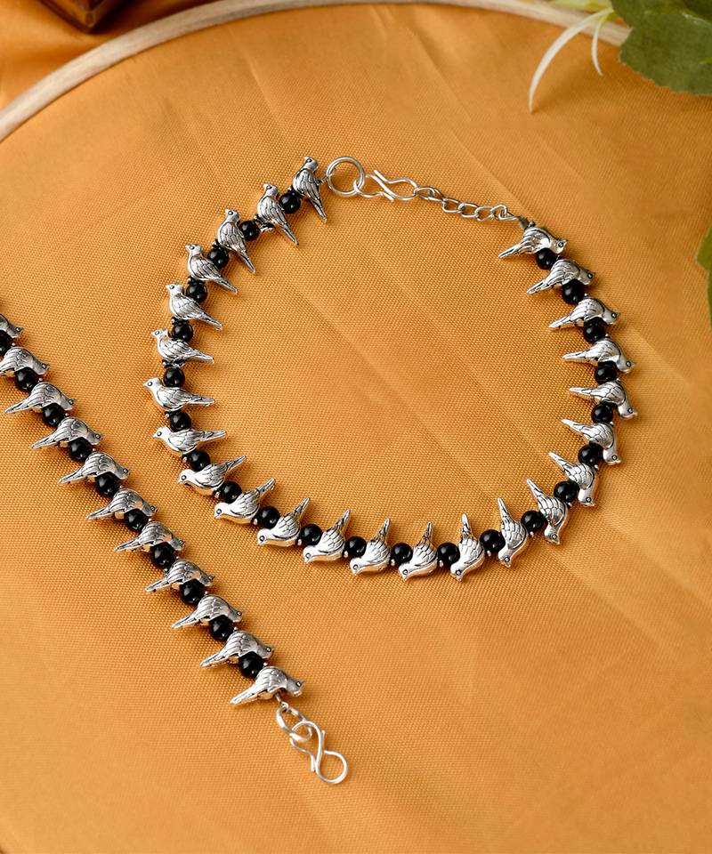 Sparrow Beaded Chain Anklet